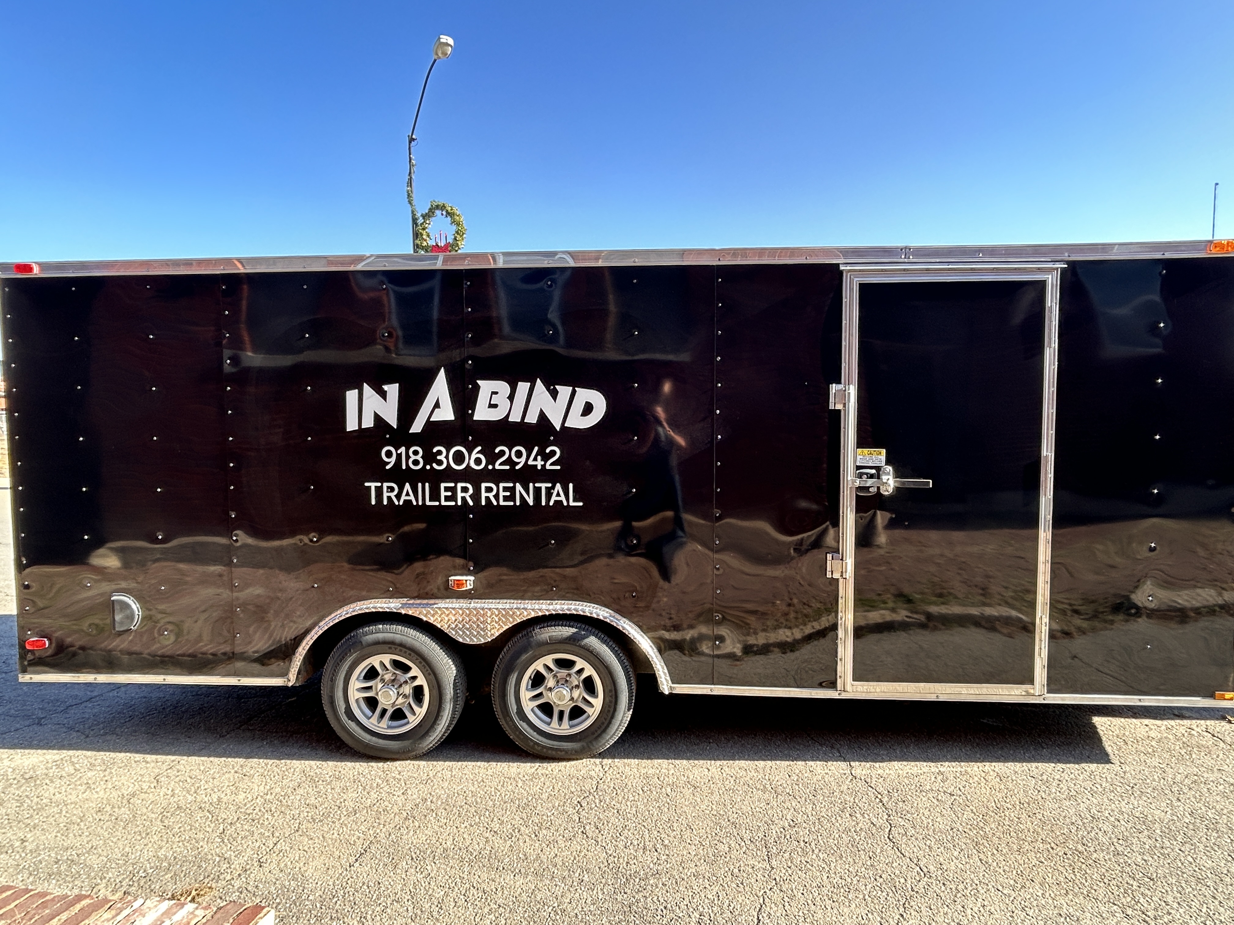 8.5x20 Enclosed Trailer - photo 1